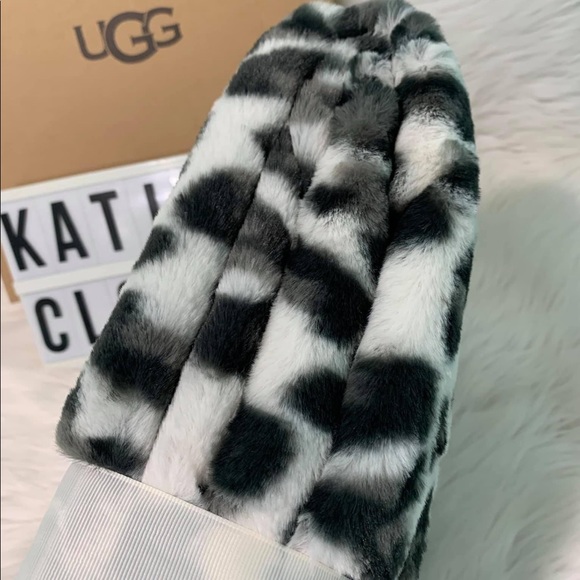NWT UGG ANIMAL PRINT BLANKET! - Picture 5 of 5